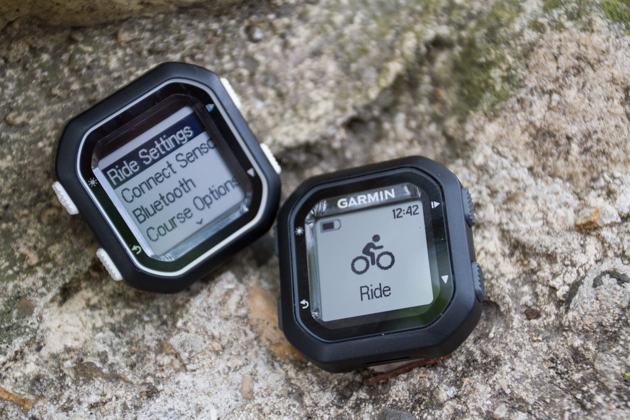 Гармин центр. Garmin Edge 30. Garmin Edge 20. Garmin Edge 82. Garmin 60cx батарейка.