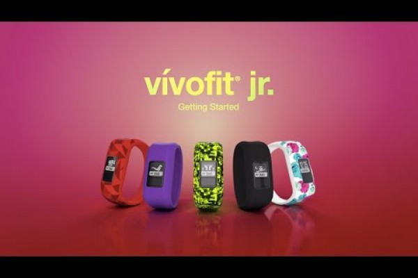 Embedded thumbnail for Náramek Vivofit junior: Video, které vás seznámí s dětským fitness náramkem